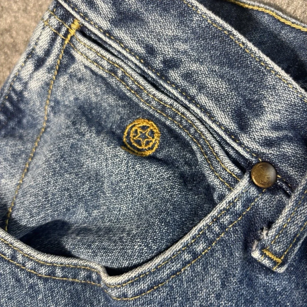 Wrangler tag size